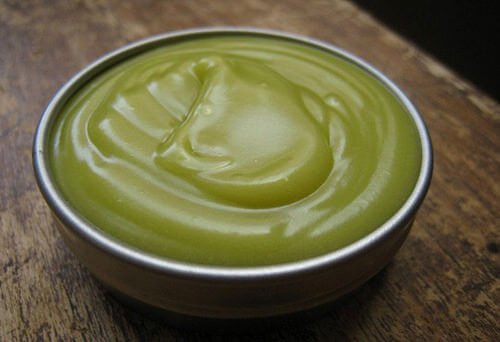 Garlic and lemon ointment for varicose veins