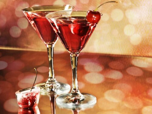 A couple of martinis which you should avoid if you have acid reflux.