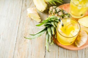 Five Natural Solutions to Treat Phlebitis