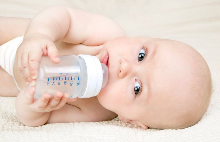 The Kassing Method: How to Bottle Feed Without Risking Your Lactation