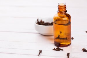 How to Use Cloves in Natural Remedies to Improve Digestion