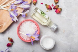 Treat Oily Hair with Sea Salt