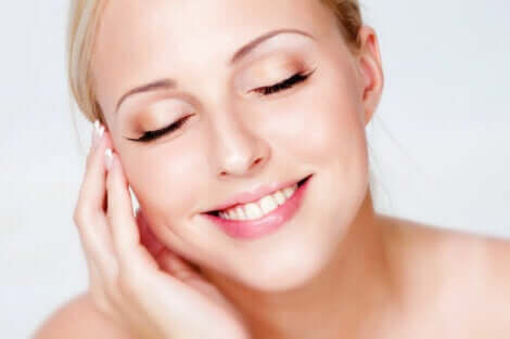 A woman with nice skin.