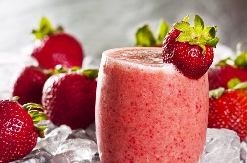 A strawberry smoothie.