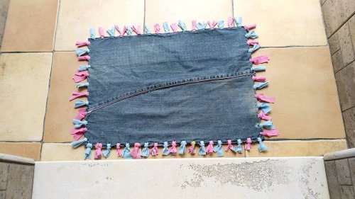 recycle old jeans