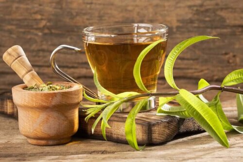 A cup of lemongrass tea to fight Helicobacter pylori.