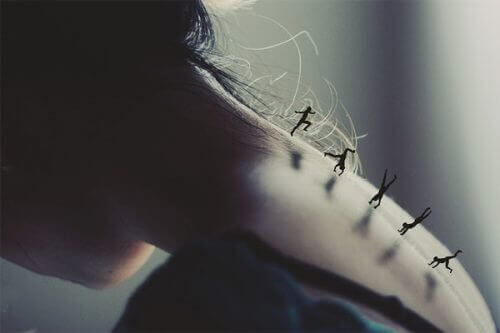 woman experiencing stress and anxiety