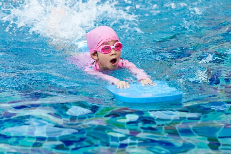 The Best Tips for Teaching Children How to Swim