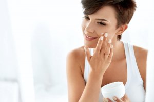 Should You Use Sunscreen as a Moisturizer?