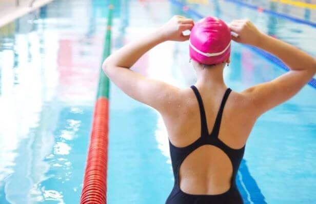 How to Overcome a Fear of Water and Be a Better Swimmer
