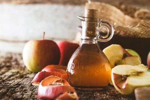 Seven Slimming Properties of Apple Cider Vinegar