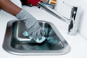 5 Items in Your Home that Collect Bacteria
