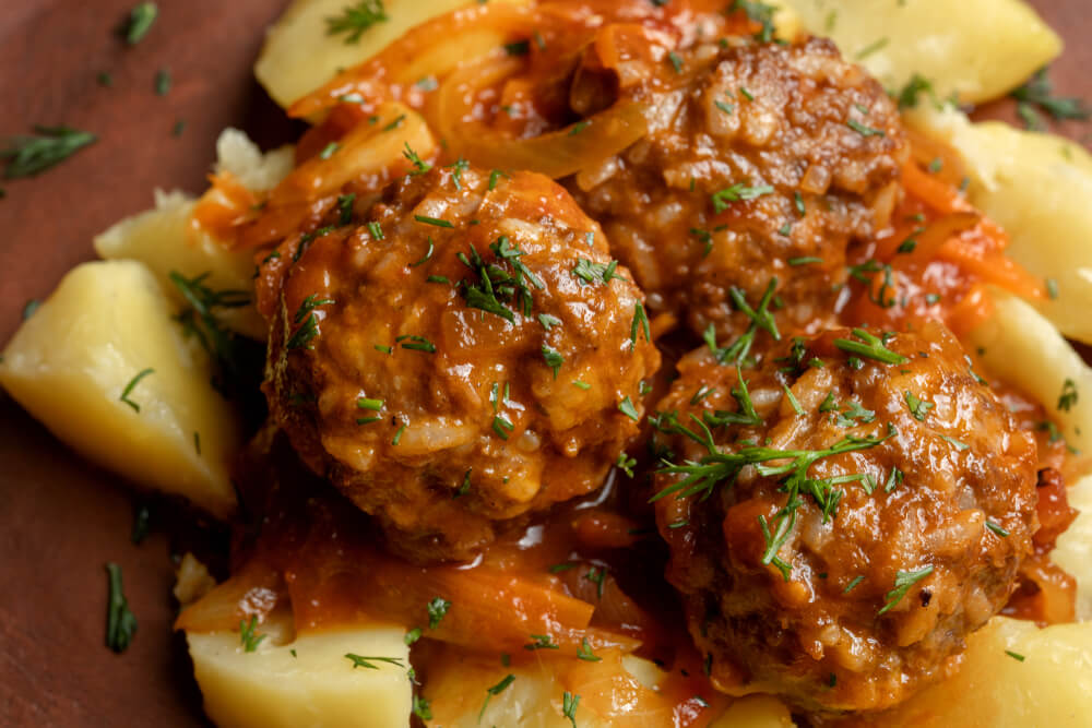 Delicious Meatballs in Spanish Sauce Homemade Recipe Step To Health