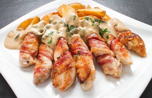 Cream Cheese, Garlic, and Chives Stuffed Chicken
