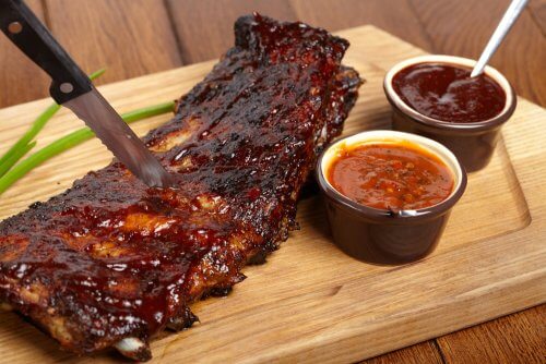 Ribs brushed with Barbecue Sauce