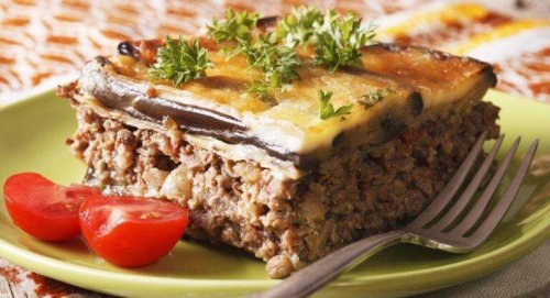 A moussaka plate.