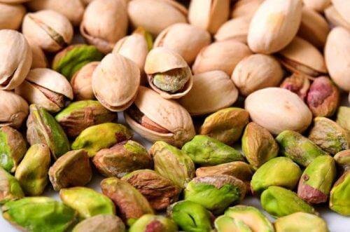 Pistachios to fight anemia.