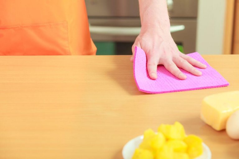 Four Ways to Disinfect Kitchen Towels