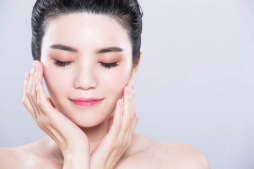 How to Get Long and Abundant Eyelashes