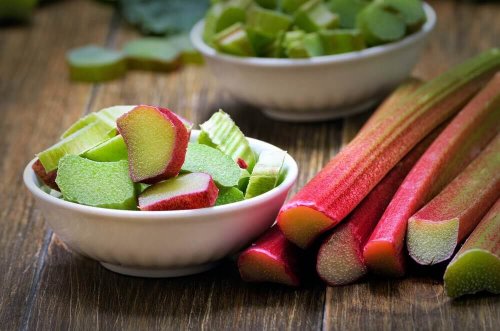 Use Rhubarb to Naturally Improve the Health of your Thyroid