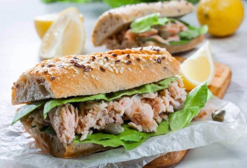 Tuna sandwich