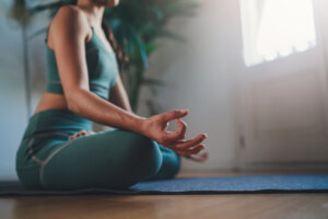 7 Benefits of Meditating