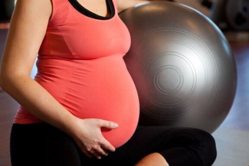 Four Ways to Exercise During Pregnancy