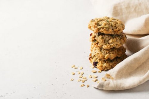 Sugar-free Butterless Oatmeal Cookies