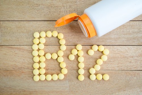 Vitamin B spelled out with tablets.