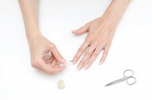 How to Paint Your Nails Without Painting Your Fingers