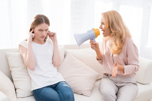5 Ways that Shouting at Children Hurts them Long-Term