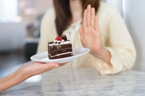 Five Tips to Control Sugar Cravings
