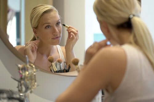 Tips to Keep Your Skin Looking Young at 40