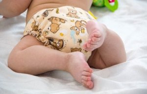 The Advantages and Disadvantages of Cloth Diapers