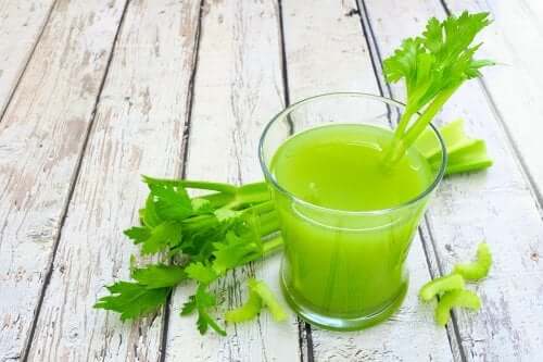 Et glass sellerijuice.