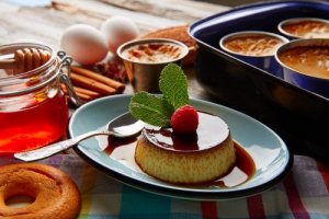 How to Make Light Flan Napolitano