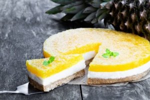 No-Bake Piña Colada Cheesecake