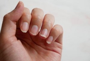 Four Natural Ingredients to Treat Brittle Nails