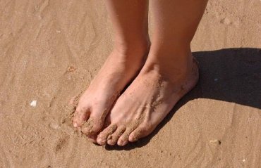 Five Treatments for Swollen Ankles and Feet