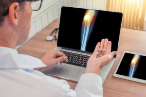 Allopurinol for Gout: Side Effects and Indications