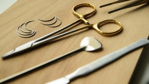 Surgical equipment.