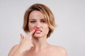 Cold Sore Characteristics and Treatment