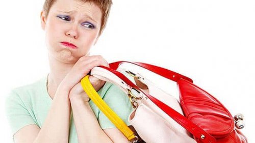 A lady with bags.