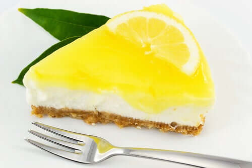 Lemon cheesecake.