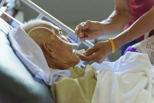 An elderly man in hospital.