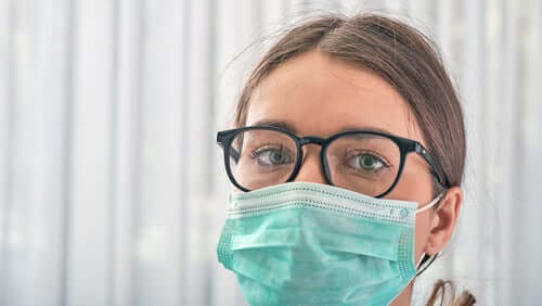 Protective glasses are important in preventing the spread of coronavirus.