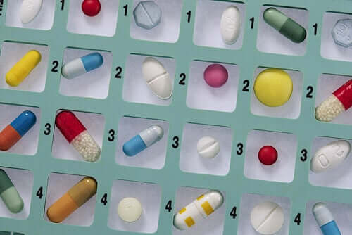 Why You Shouldn’t Self-Medicate with Antibiotics