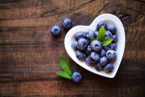 Blueberries in a bowl.