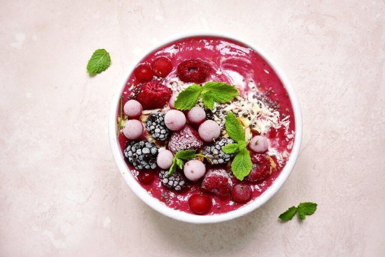 Blueberry and Cherry Antioxidant Smoothie