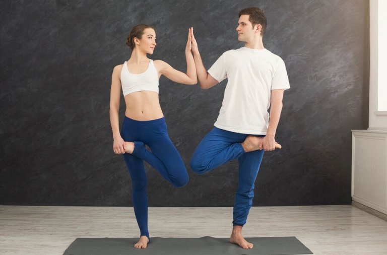 Couples Yoga: A Way to Strengthen Your Relationship